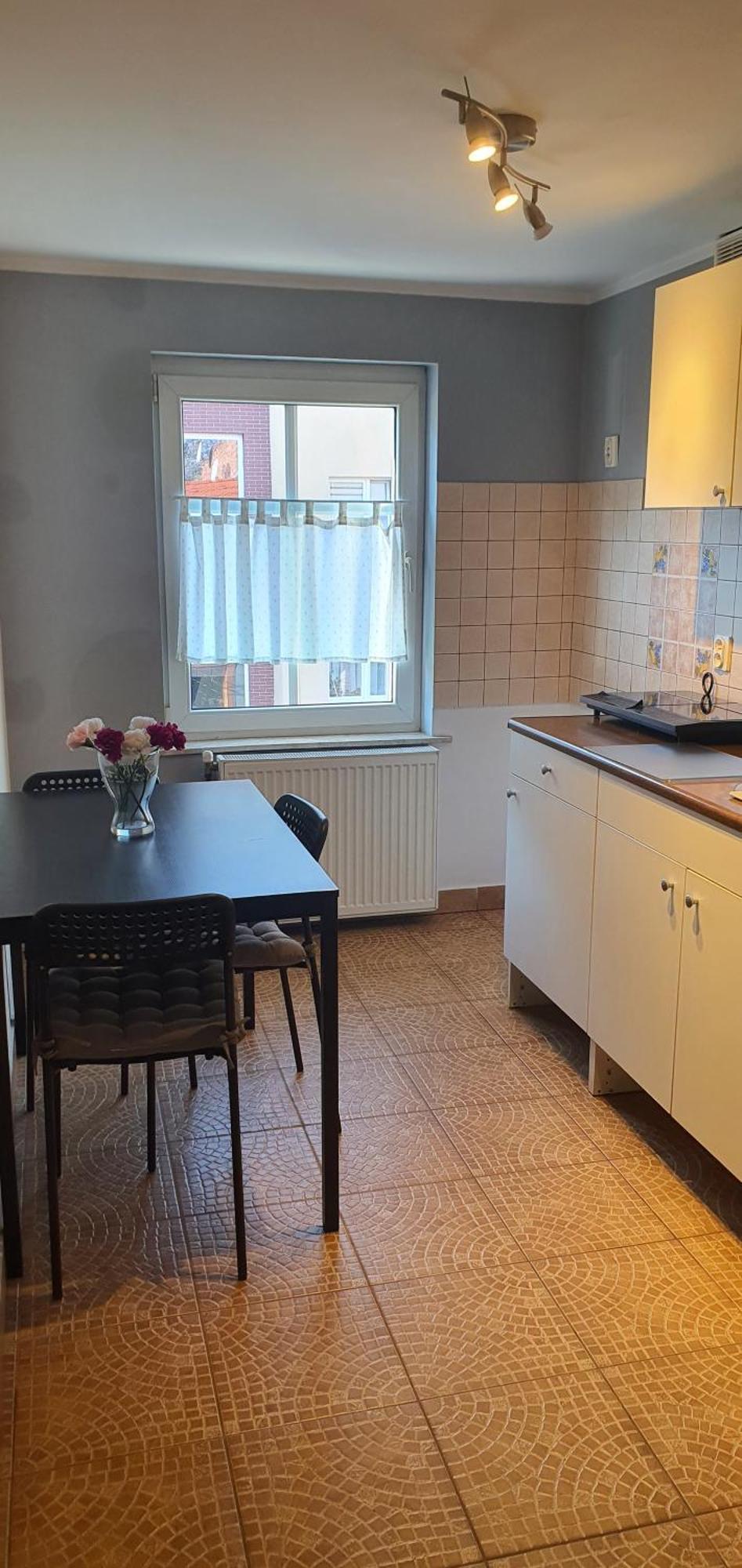 Apartamenty Hetmanska - 24H Shop カトヴィツェ 部屋 写真